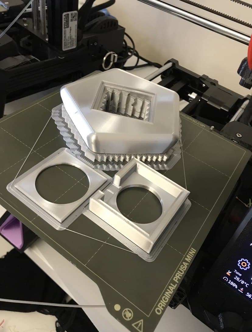 3D-printed Eli device